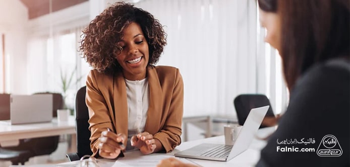 بهبود ارتباط با مشتری، از کاربرد های نرم افزار CRM در صنعت بیمه