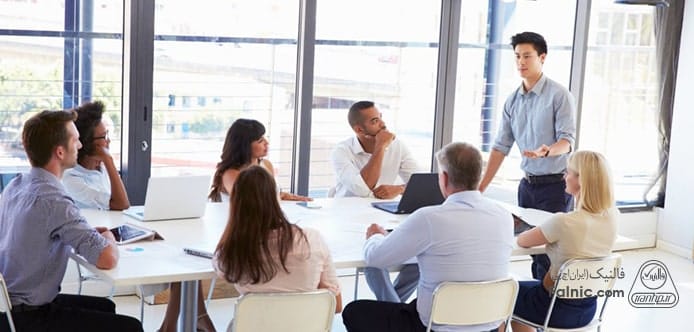 آموزش به تیم فروش یکی از راهکار‌های حل مشکلات فروش
